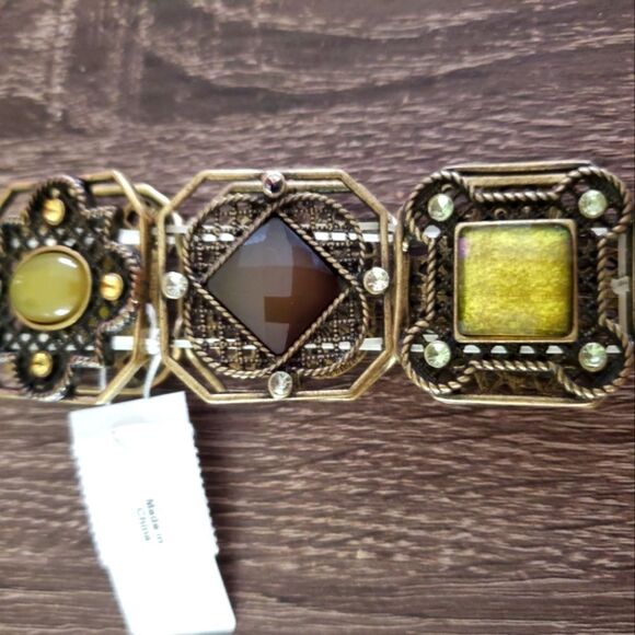 3-for-$15 Stretch bronze tones woman s bracelet with green and brown jewels - Picture 1 of 2
